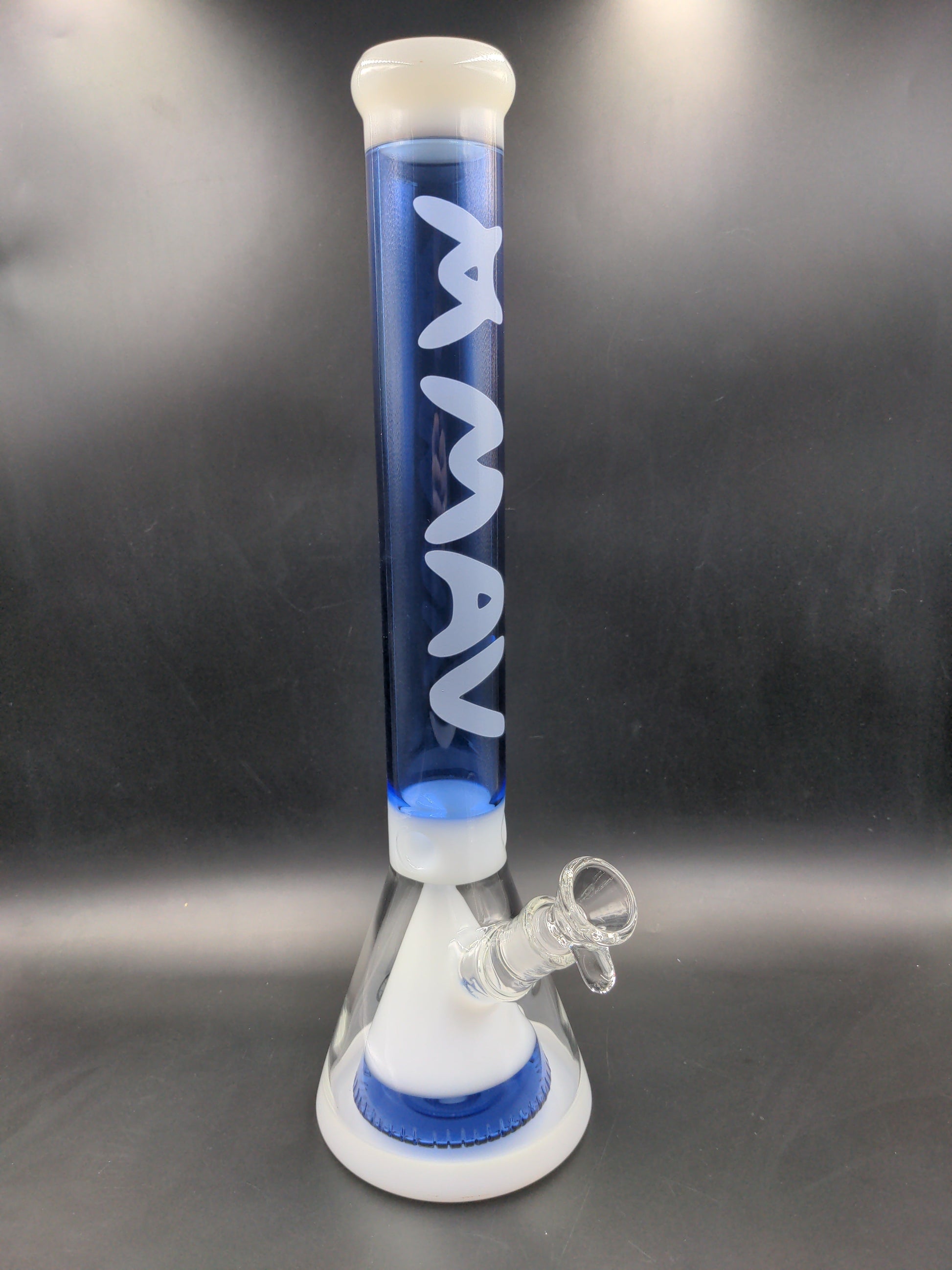 MAV Glass 17" Pyramid Beakers - Avernic Smoke Shop