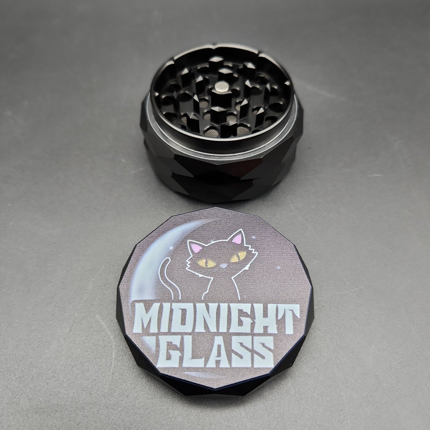 Midnight Glass Diamond Carved Grinders - Avernic Smoke Shop