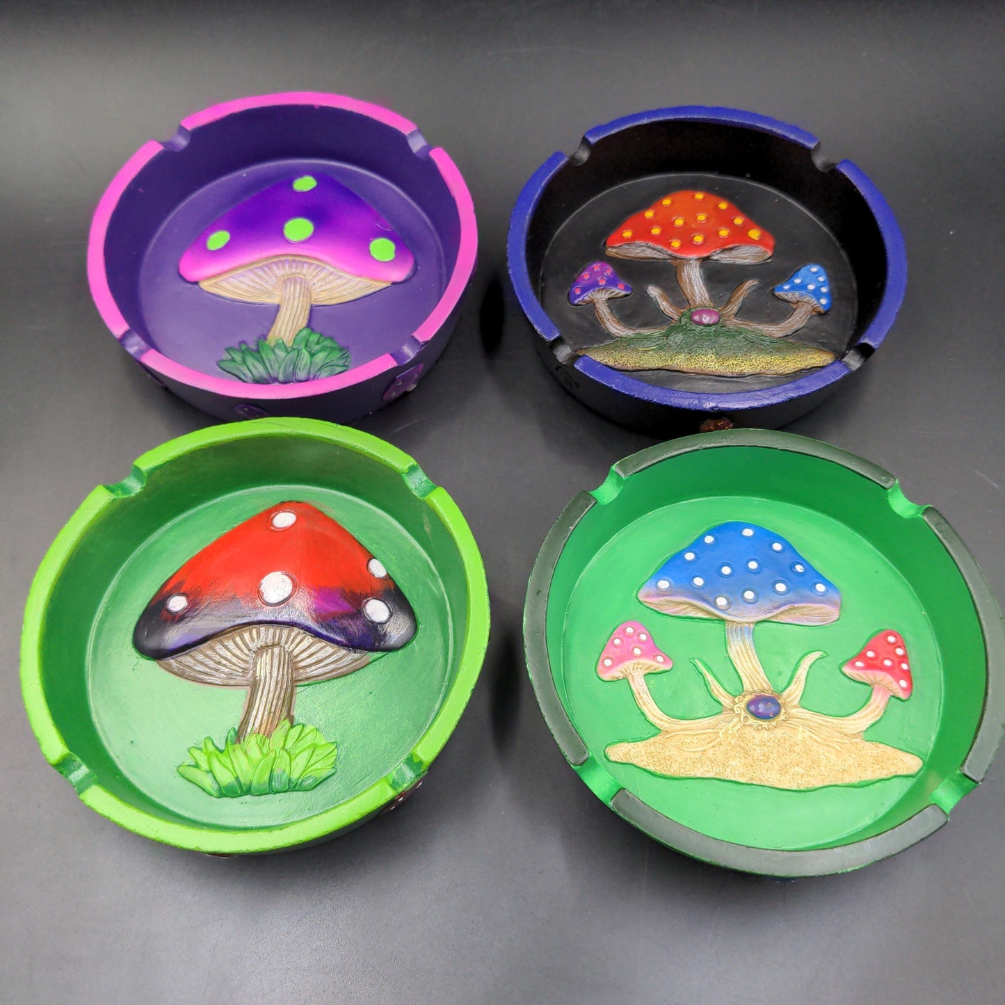Mushroom Round Polyresin Ashtray | 4.25"-Avernic Smoke Shop