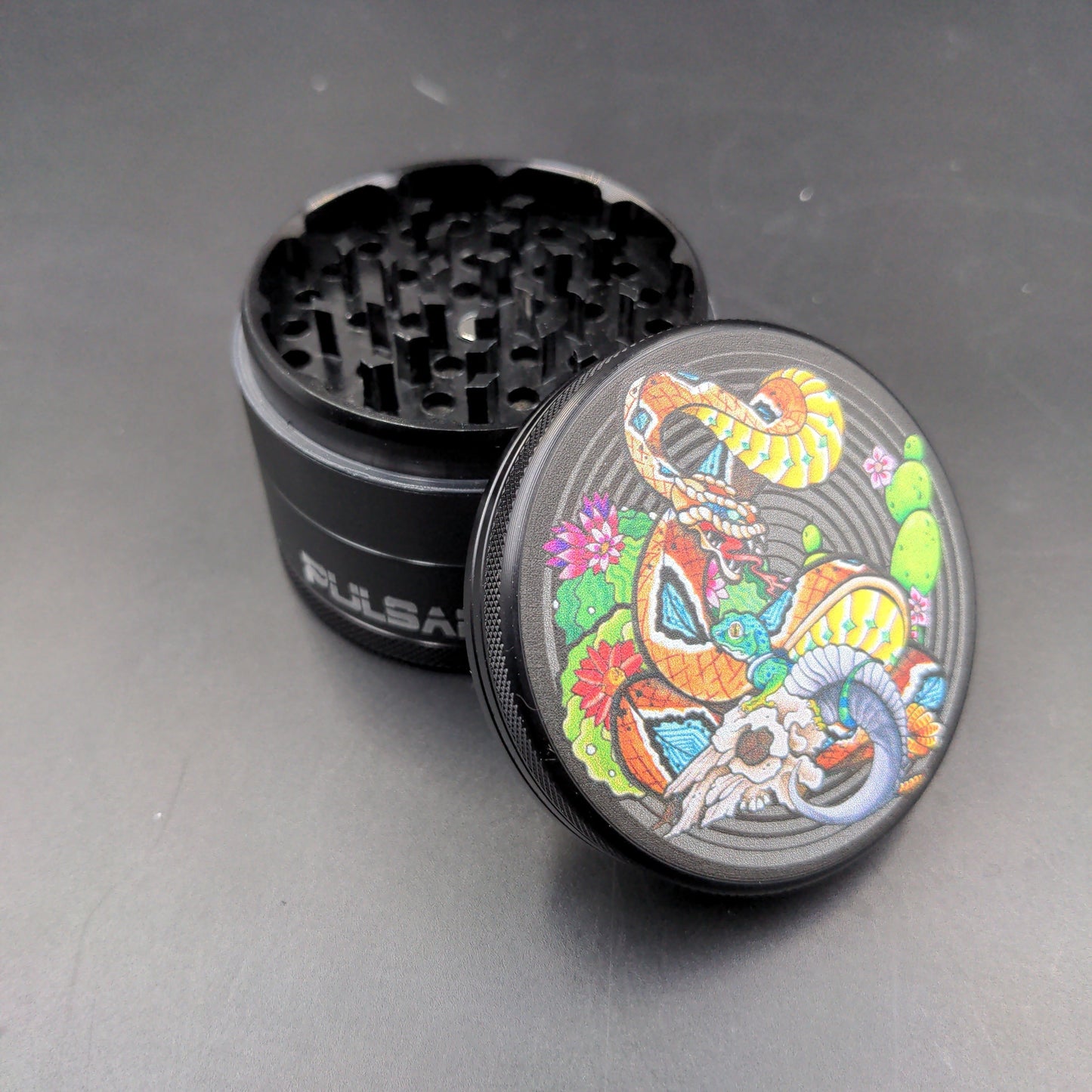 Pulsar Artist Series Metal Grinder | 4pc | 2.5" | Psychedelic Snake - Avernic Smoke Shop