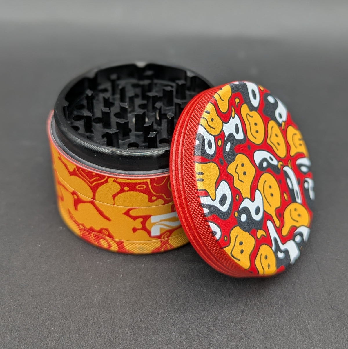 Pulsar Design Series V2 Aluminum Grinder | 4pc | 2.5"-Avernic Smoke Shop