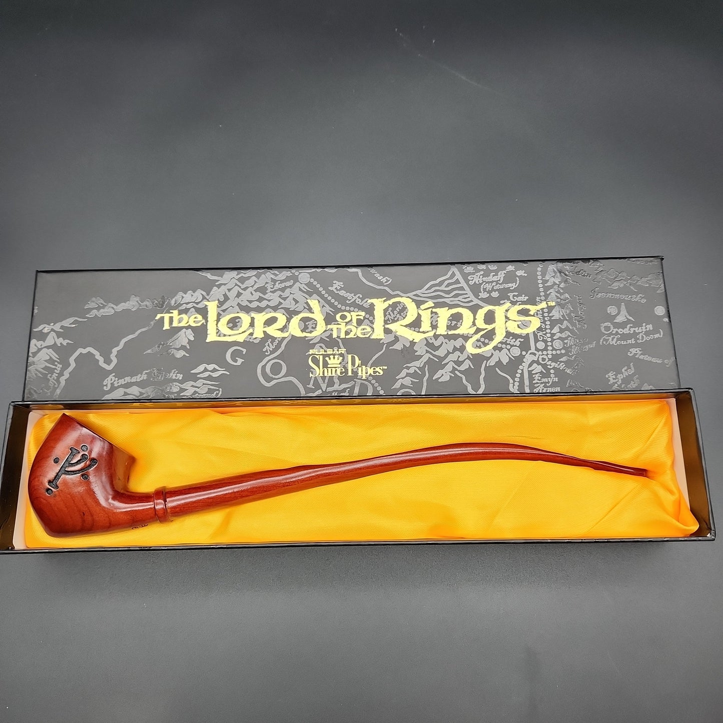 Pulsar Shire Pipes GANDALF™ Smoking Pipe | 12.5" - Avernic Smoke Shop