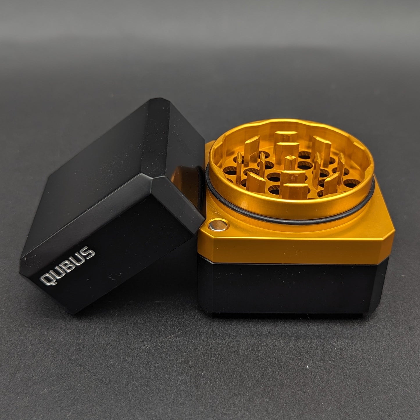 Qubus Premium Grinder-Avernic Smoke Shop