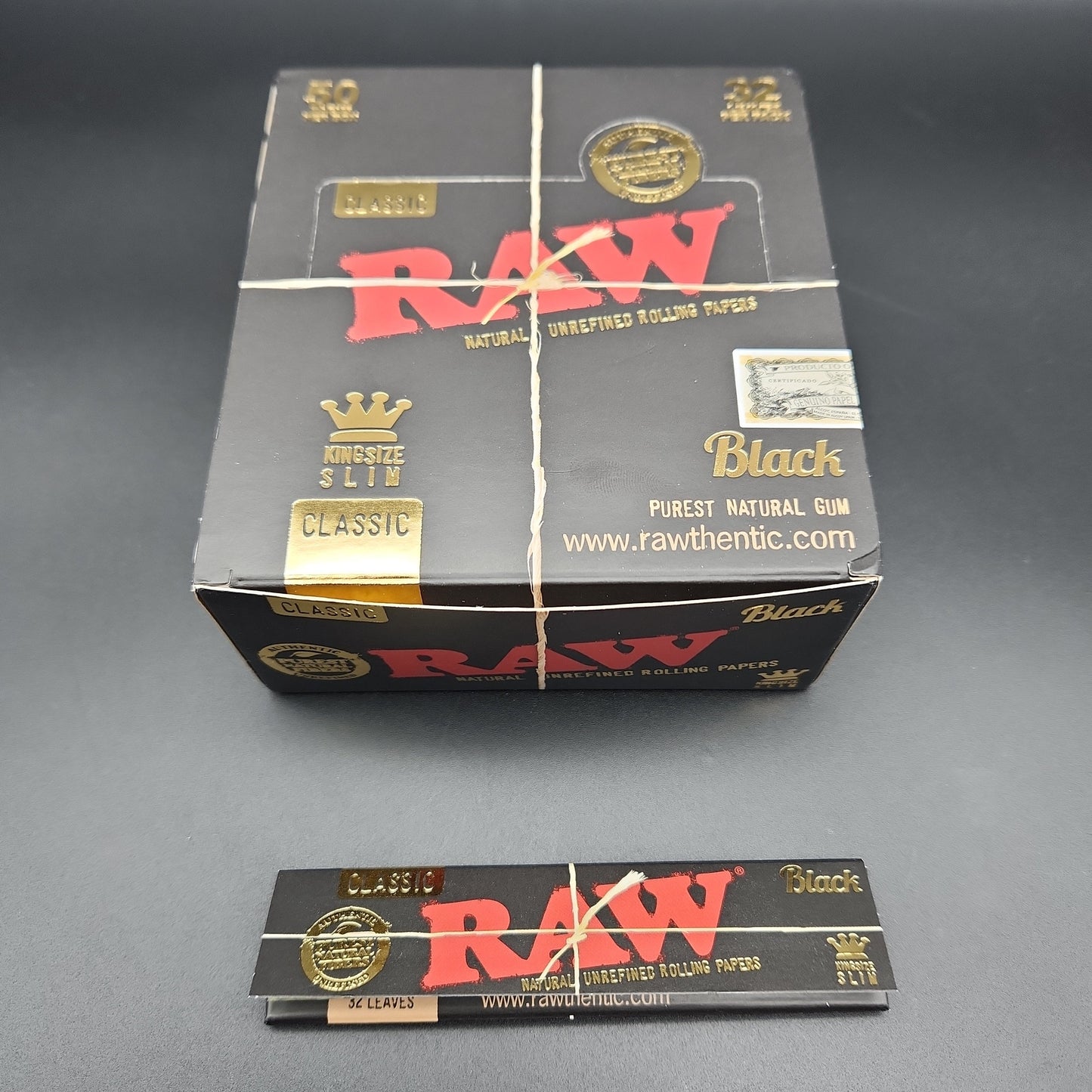 RAW Classic Black Rolling Papers - King Size Box - Avernic Smoke Shop