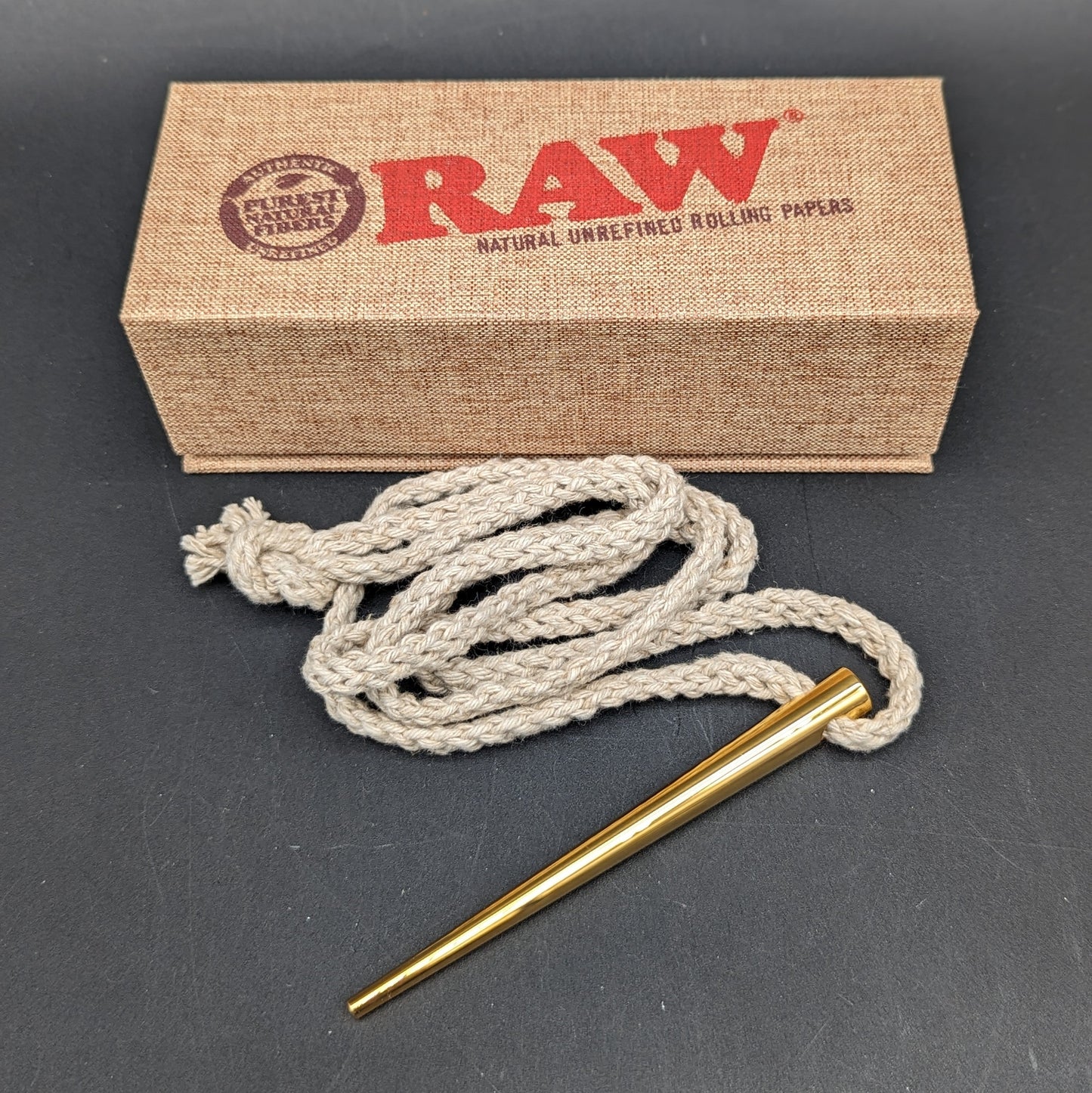 RAW® - Gold Poker Stick with Hemp Rope Box Set-Avernic Smoke Shop