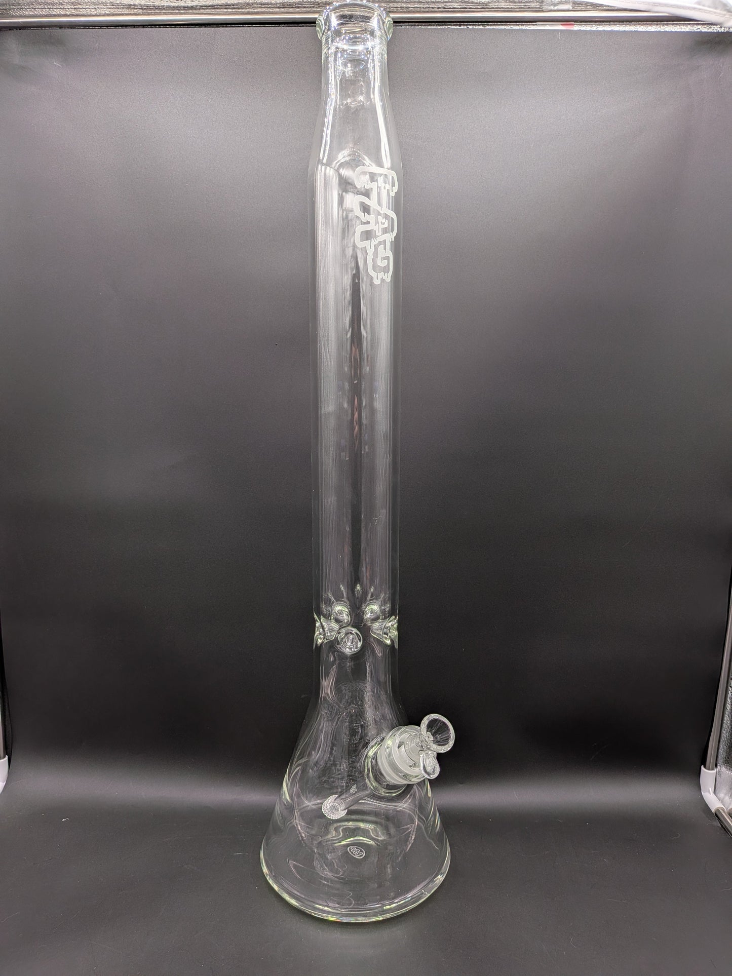 TAG - 30" Mega Beaker 80x7MM