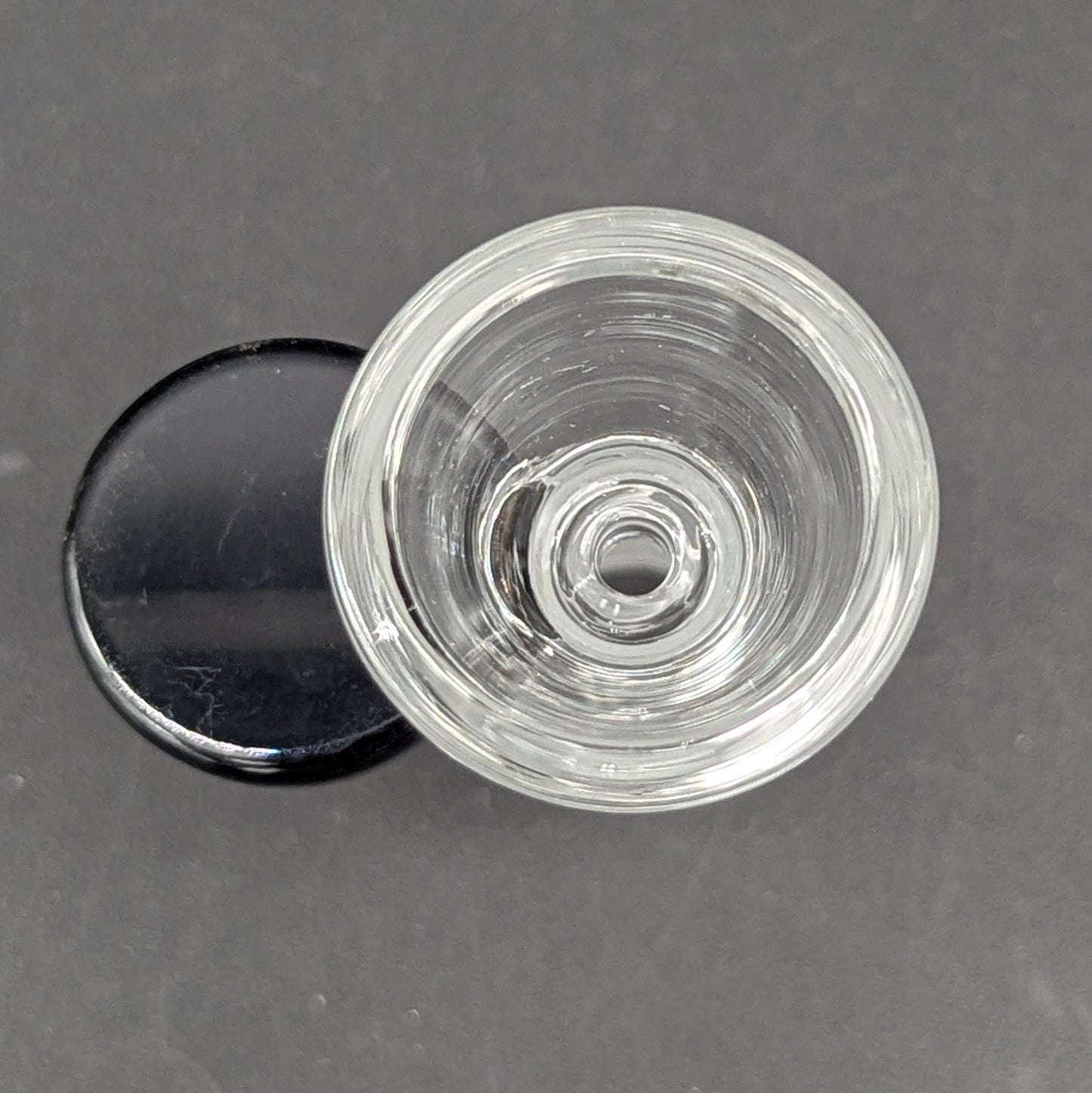 Round Handle Classic Glass 18mm Bong Bowl-Avernic Smoke Shop