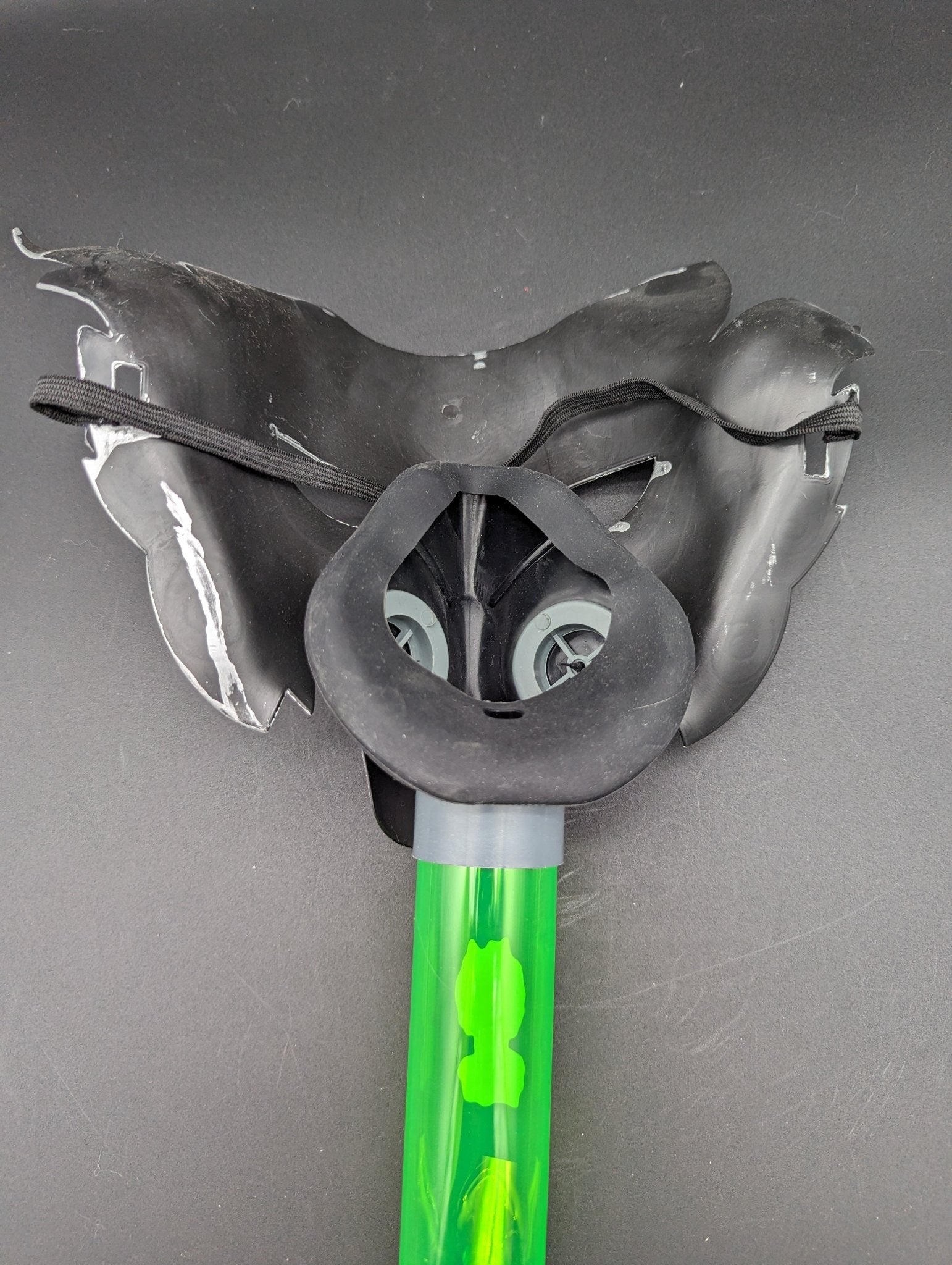 Silver Fox Gas Mask w/ Acrylic Tube Bong - Meech Madness Smoke Shop