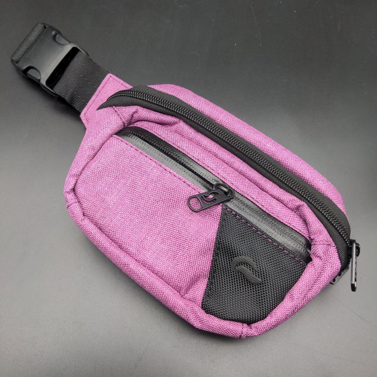 Skunk "Hipster" Smell Proof Fanny Pack - Avernic Smoke Shop