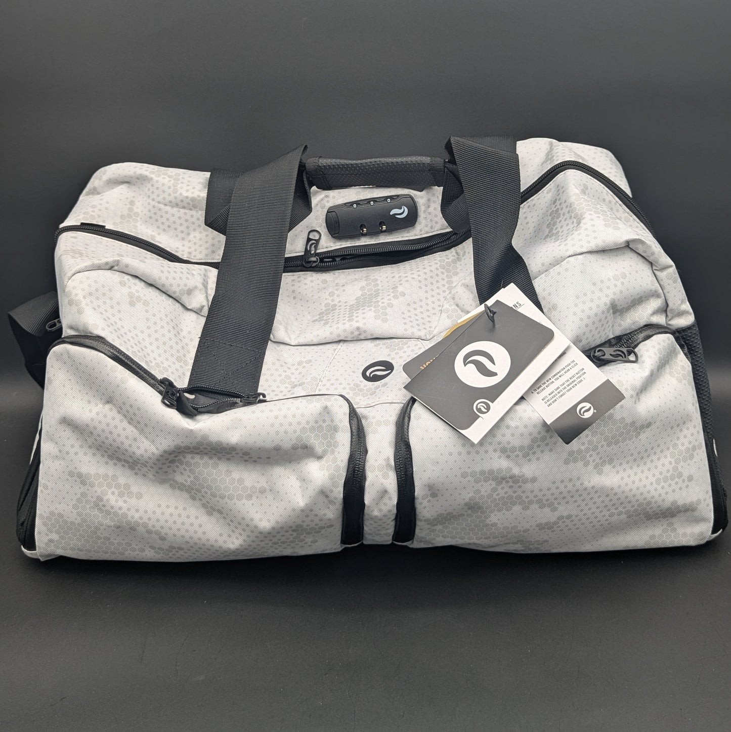 Skunk Sports Bag - Smell-proof Bag-Avernic Smoke Shop