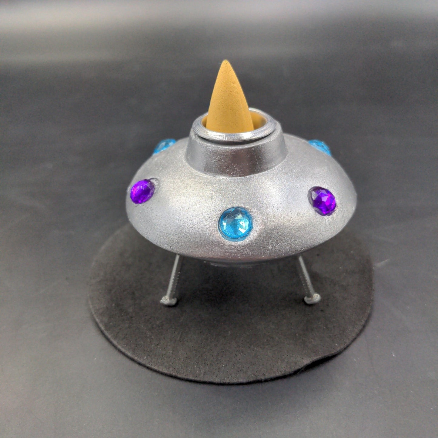Space Ship Backflow Incense Burner - 2" - Meech Madness Smoke Shop