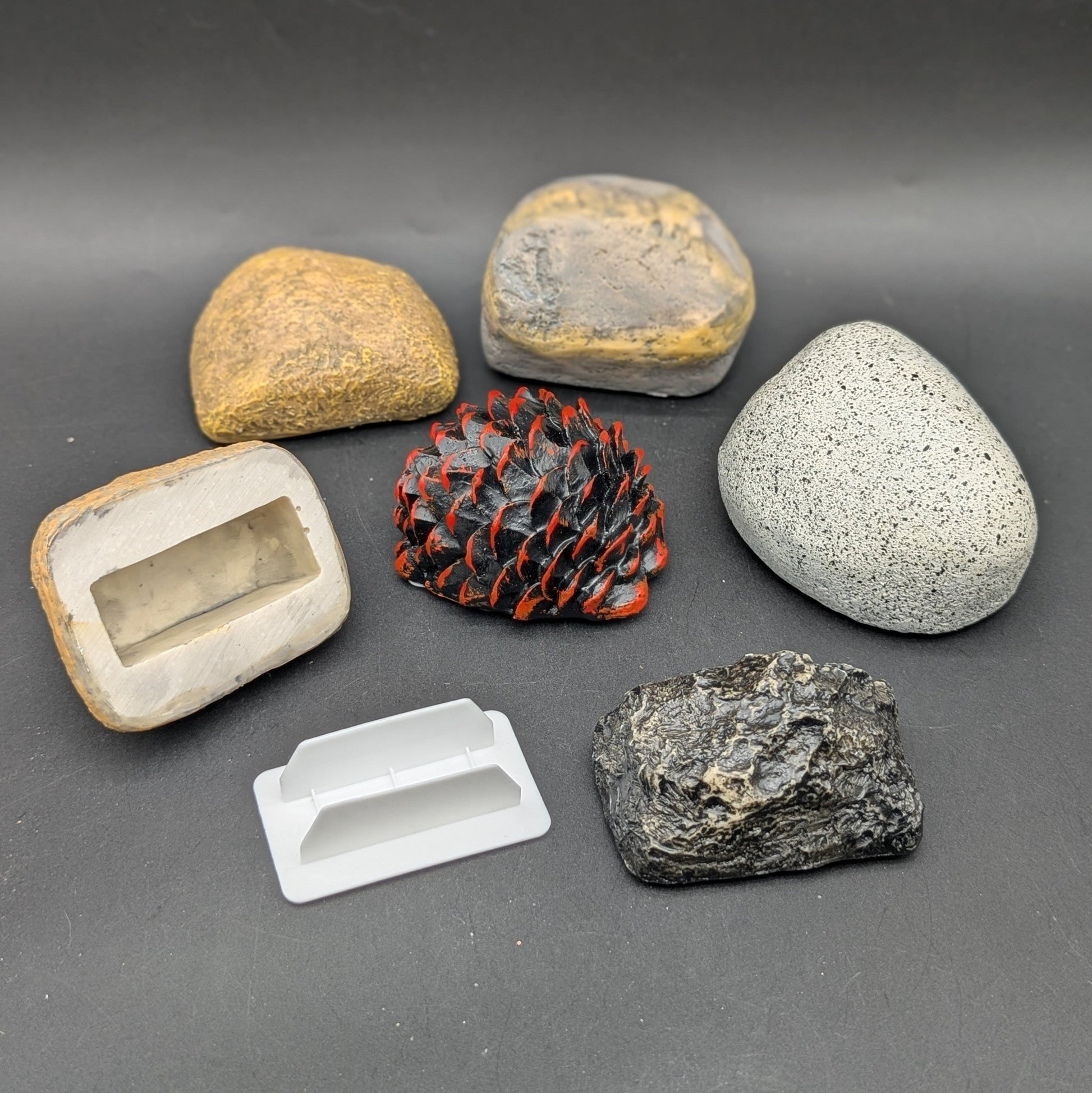 Stash Rocks - Discrete Storage Rocks - Meech Madness Smoke Shop