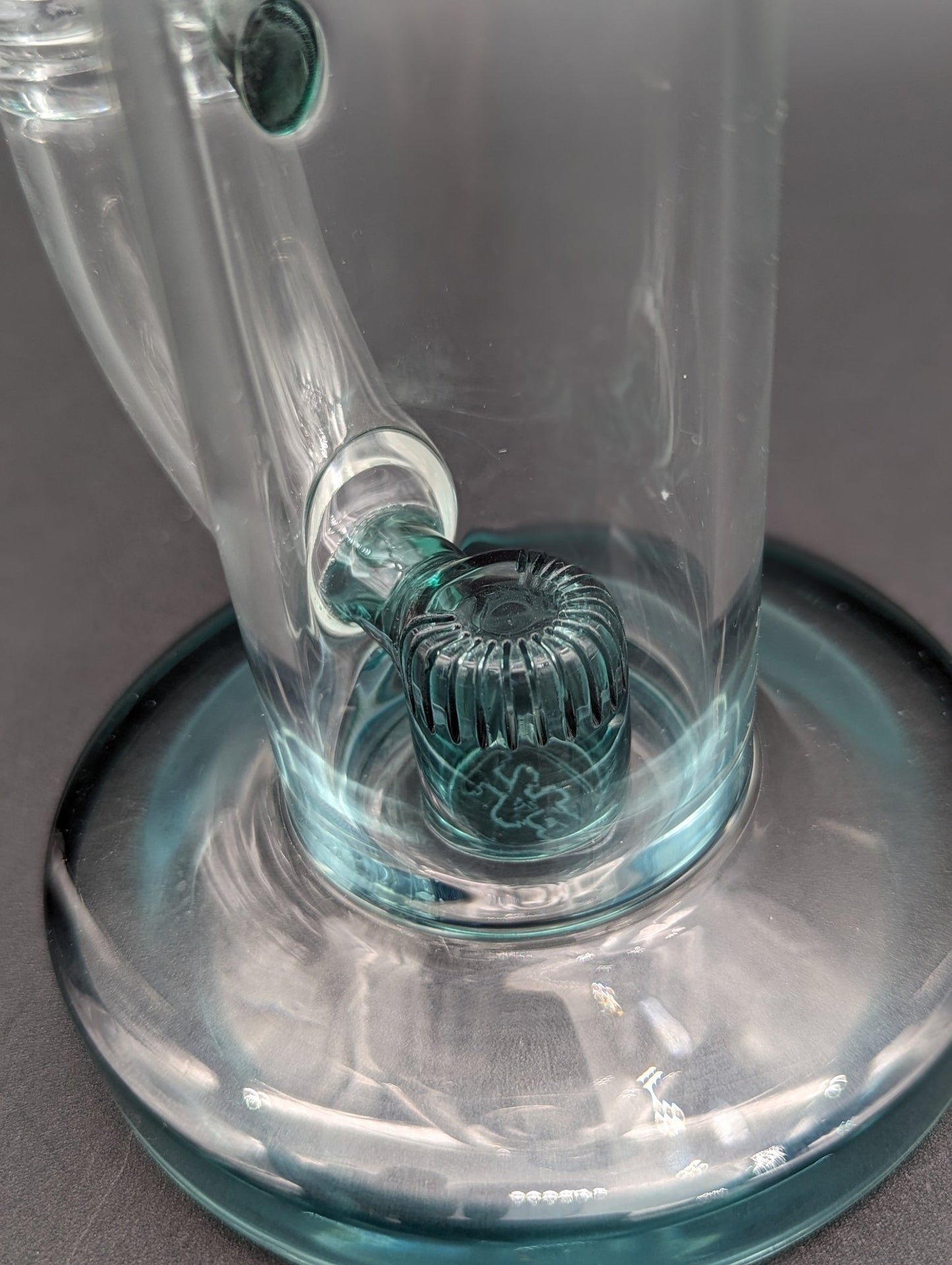 TAG - 8" Teal Bent Neck Super Slit Puck 44x4MM - Meech Madness Smoke Shop