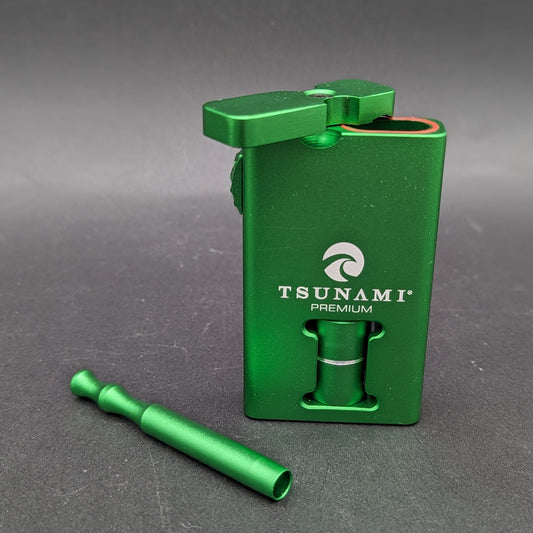 Tsunami Dugout Pro + Pipe-Avernic Smoke Shop